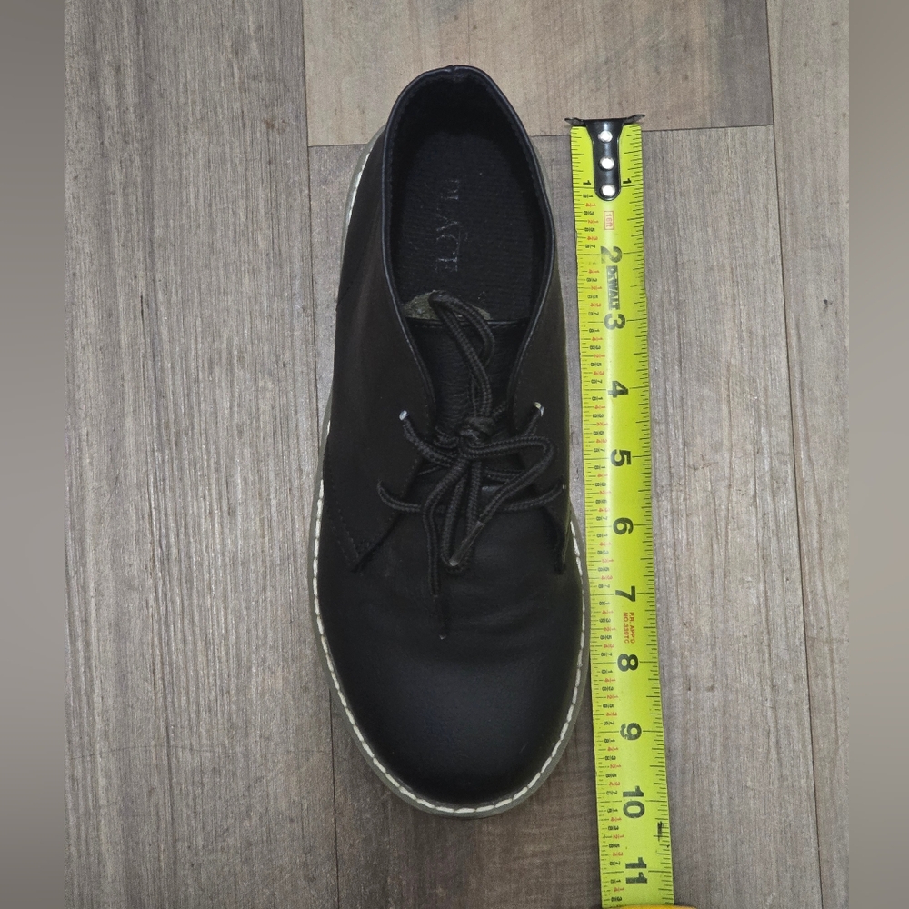 The Children's Place Black Dress Shoes - Picture 9 of 10